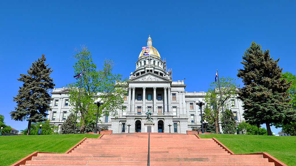 USA_-_Colorado_-_Denver_-_Capitol(1)